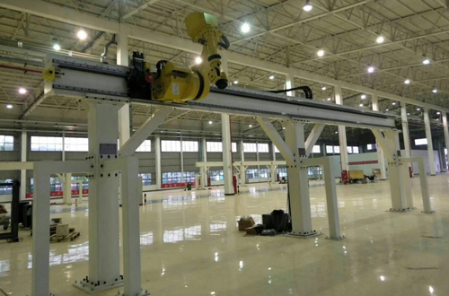 湖南广汽三菱机床上下料桁架机器人项目